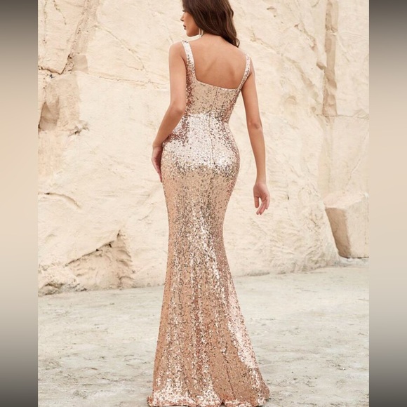 Luxe split thigh party formal evening sequins dress - Picture 3 of 7